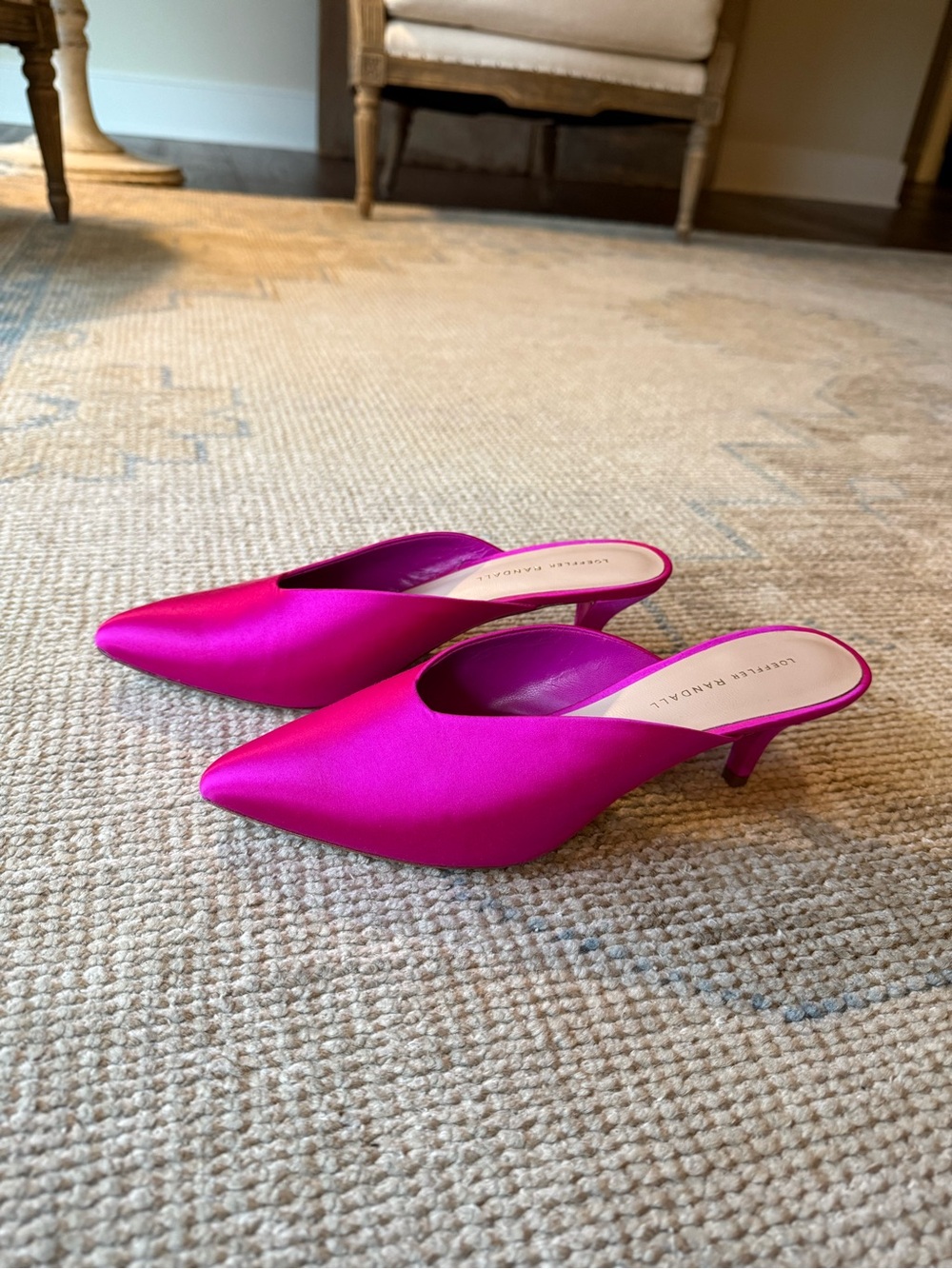 Loeffler Randall Women's Bright Fuchsia Satin Pointed Mule - Picture 4 of 6